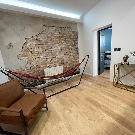 Les 3 Suites - 6 Personnes - 3 Chambres Avec Sdb Privatives Ланс Экстерьер фото