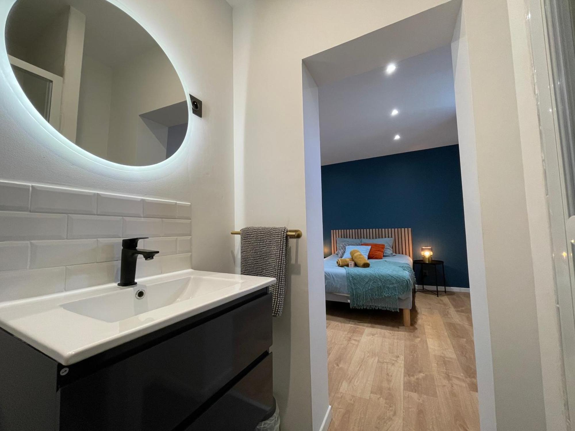 Les 3 Suites - 6 Personnes - 3 Chambres Avec Sdb Privatives Ланс Экстерьер фото