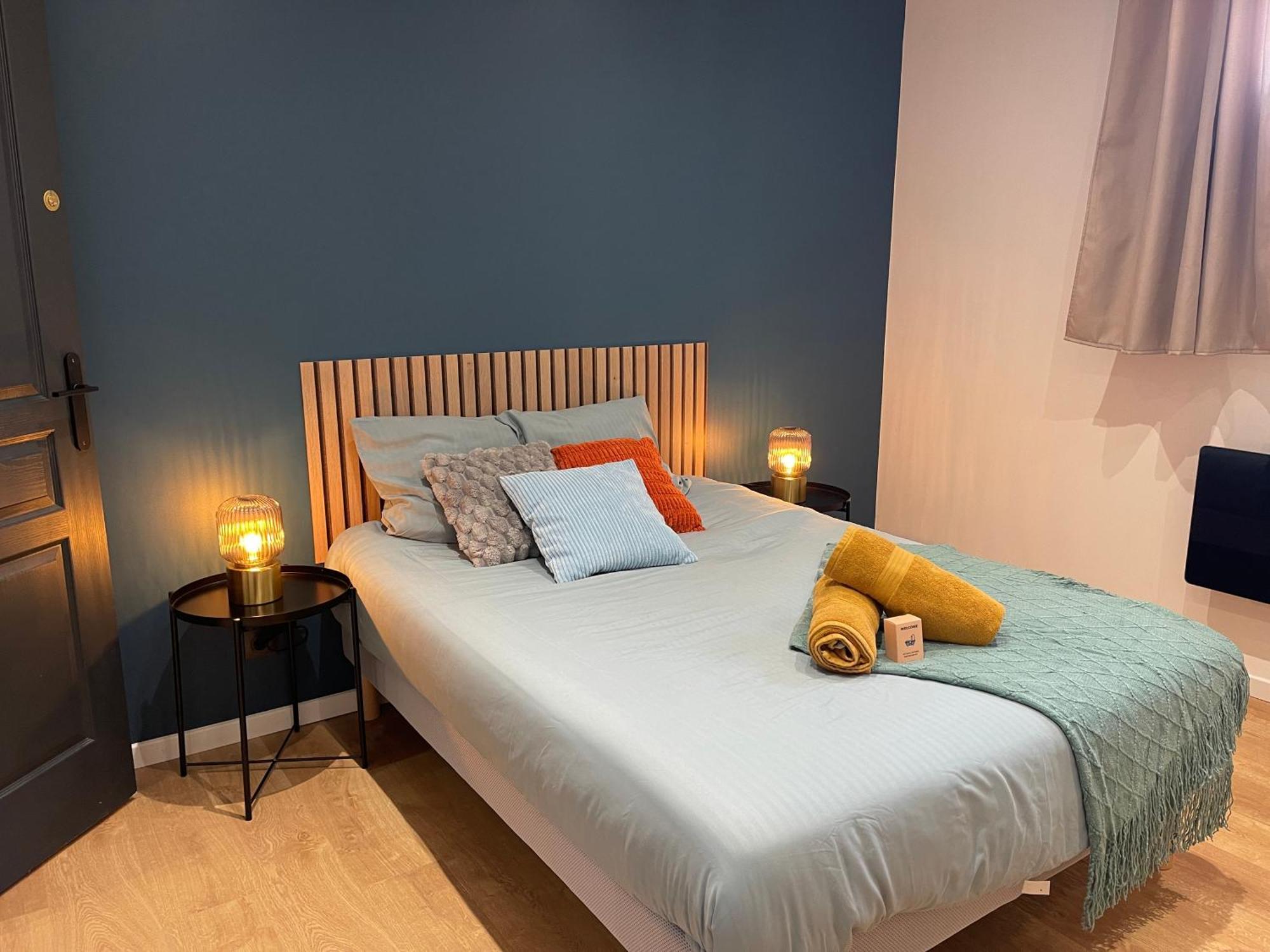 Les 3 Suites - 6 Personnes - 3 Chambres Avec Sdb Privatives Ланс Экстерьер фото