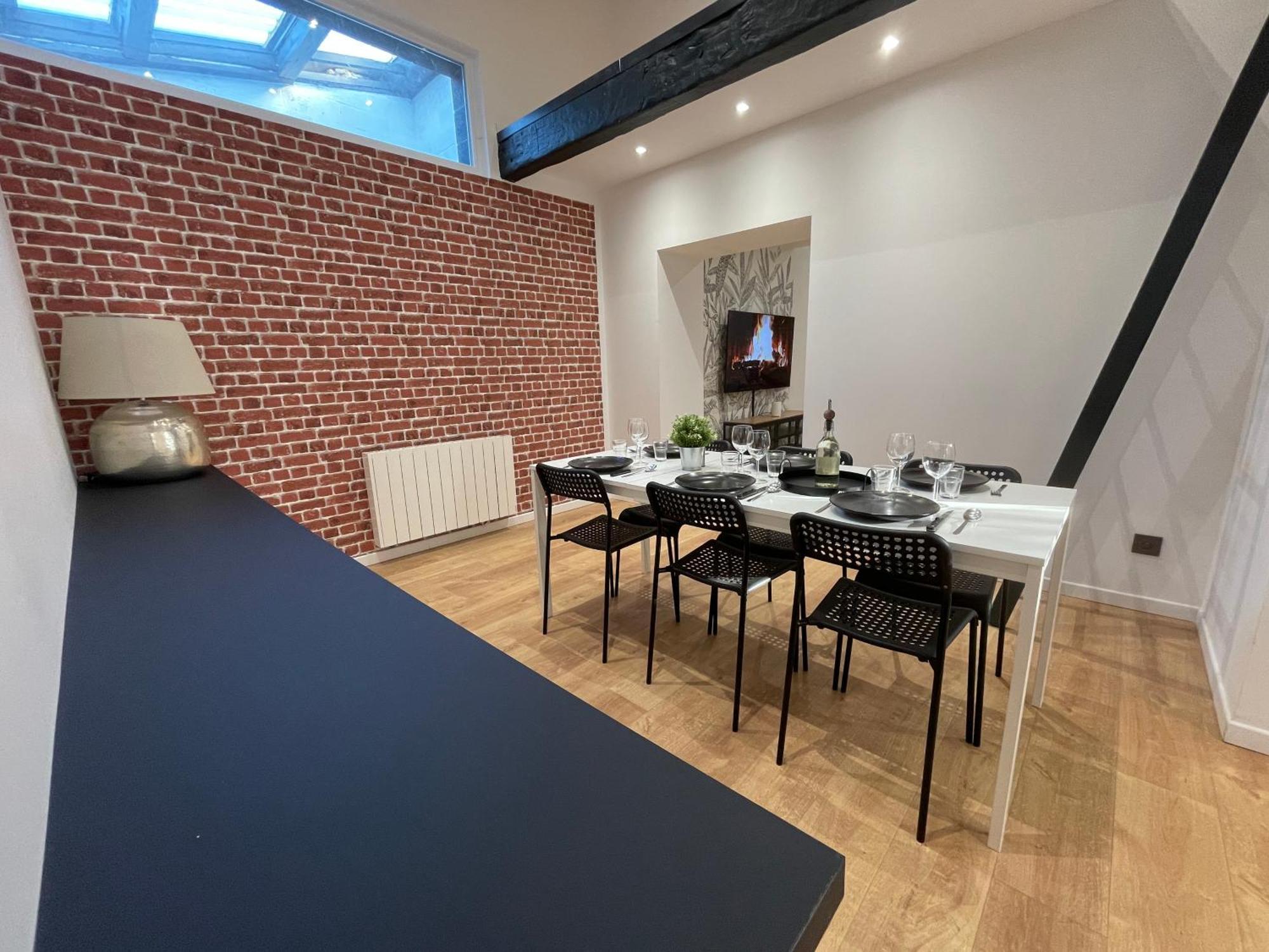 Les 3 Suites - 6 Personnes - 3 Chambres Avec Sdb Privatives Ланс Экстерьер фото